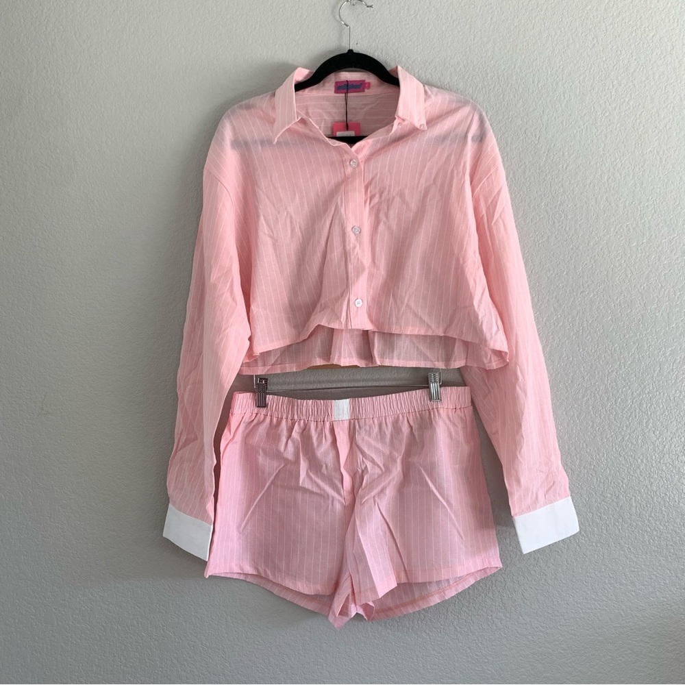 NWT Edikted Light Pink Striped Set | Cropped Shirt and Shorts Set